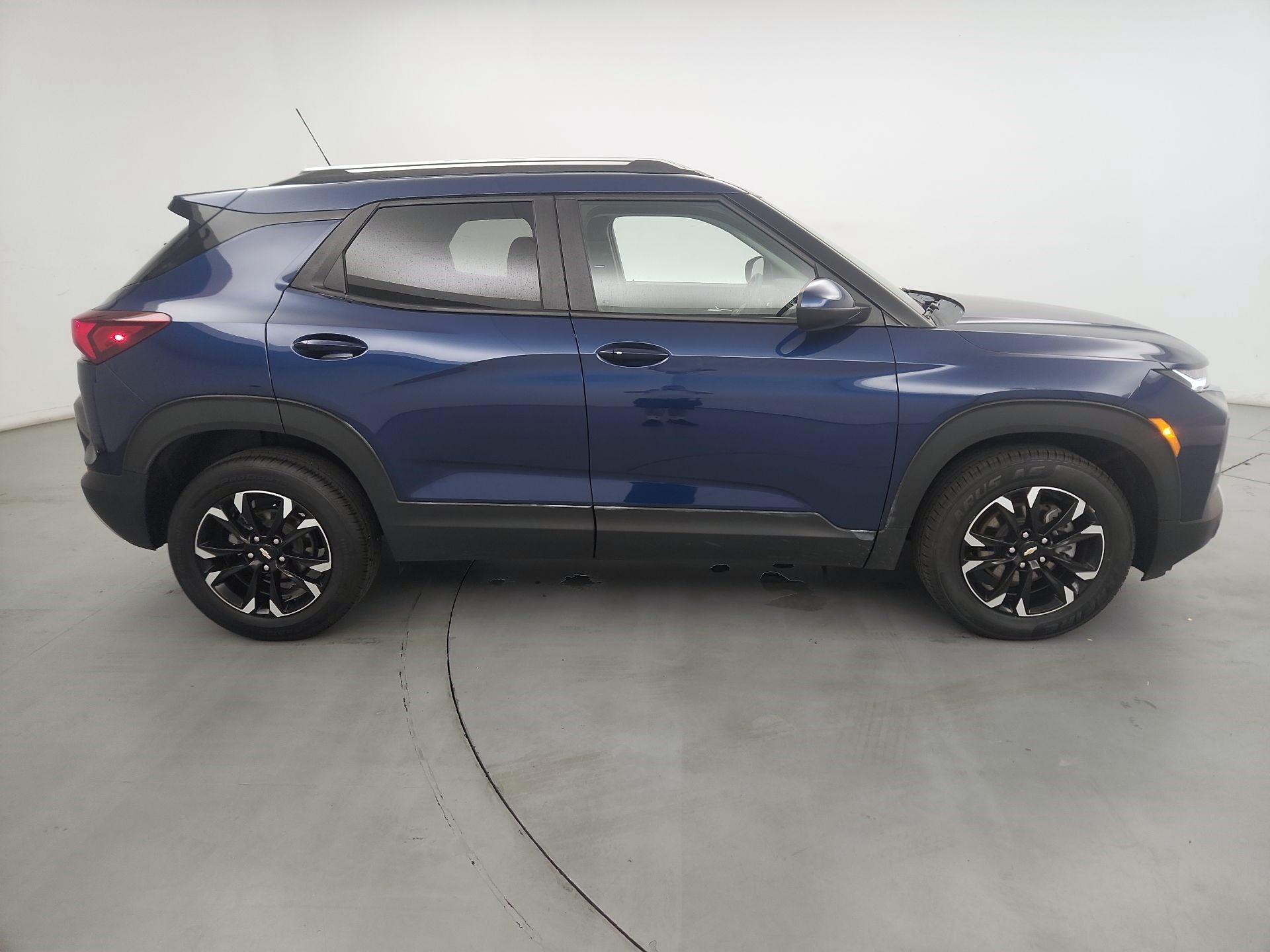Thumbnail: 2022 Chevrolet TrailBlazer - 4