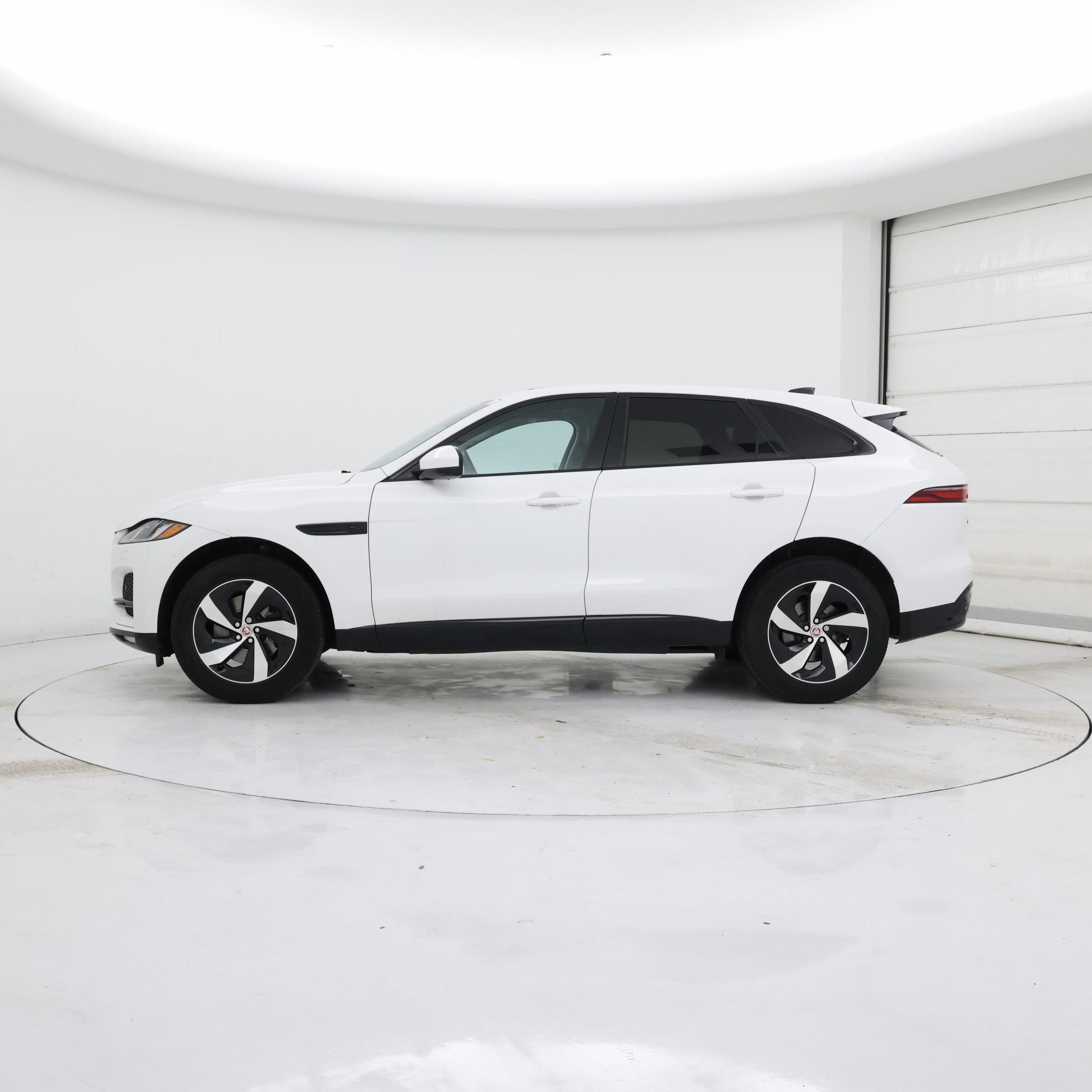 Thumbnail: 2022 Jaguar F-Pace - 3
