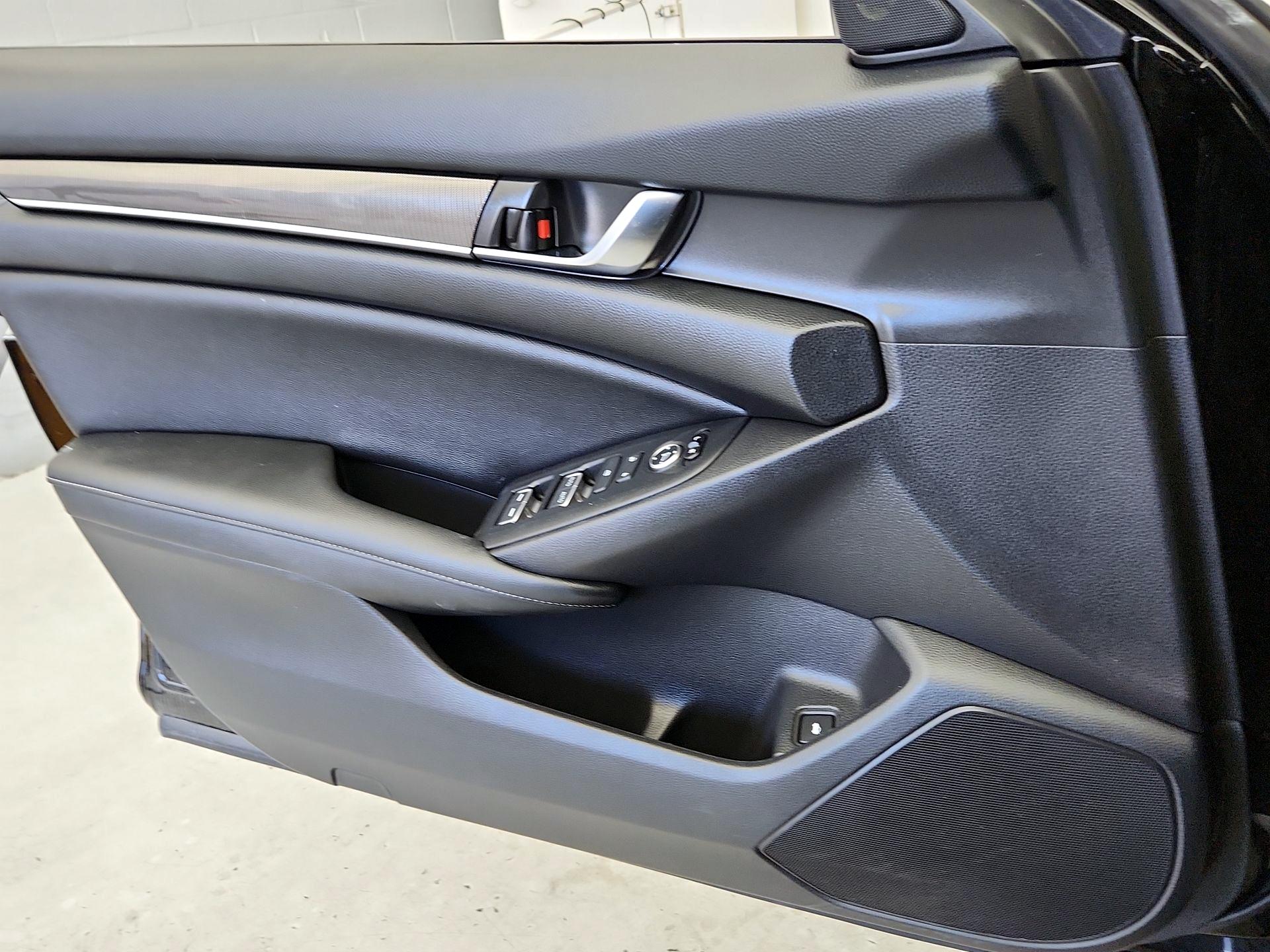 Thumbnail: 2021 Honda Accord - 12