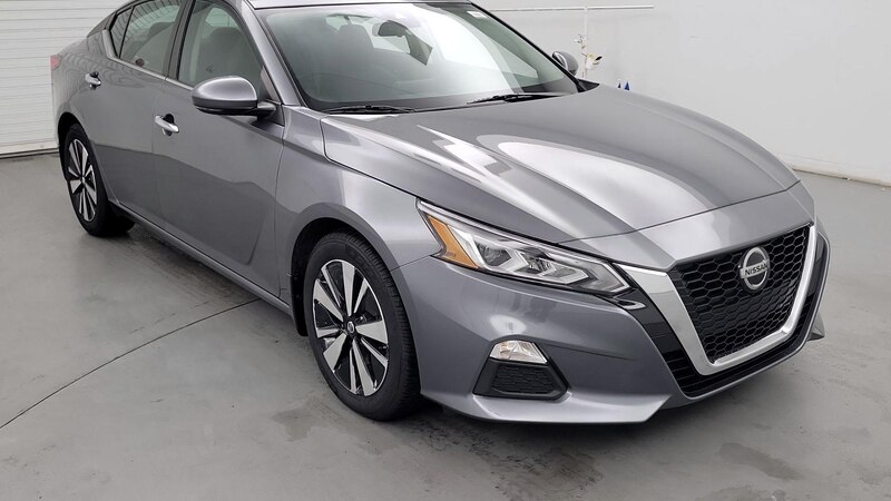 2021 Nissan Altima SV Hero Image