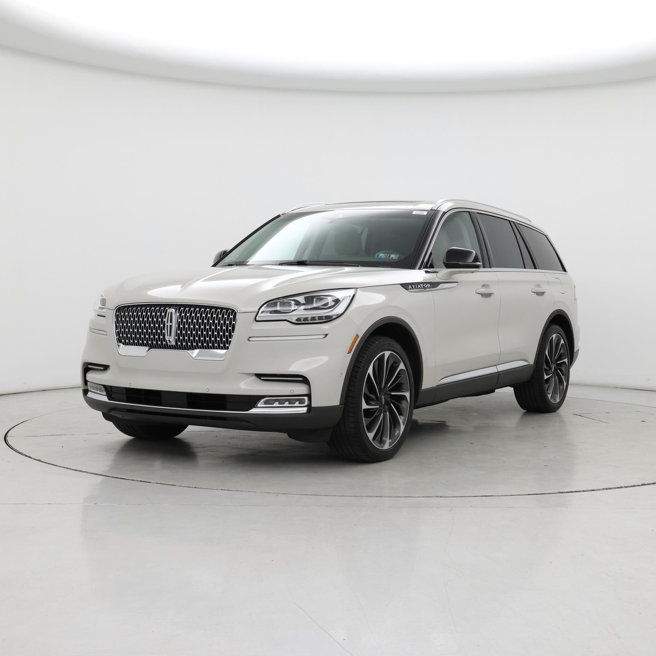 Thumbnail: 2020 Lincoln Aviator - 4
