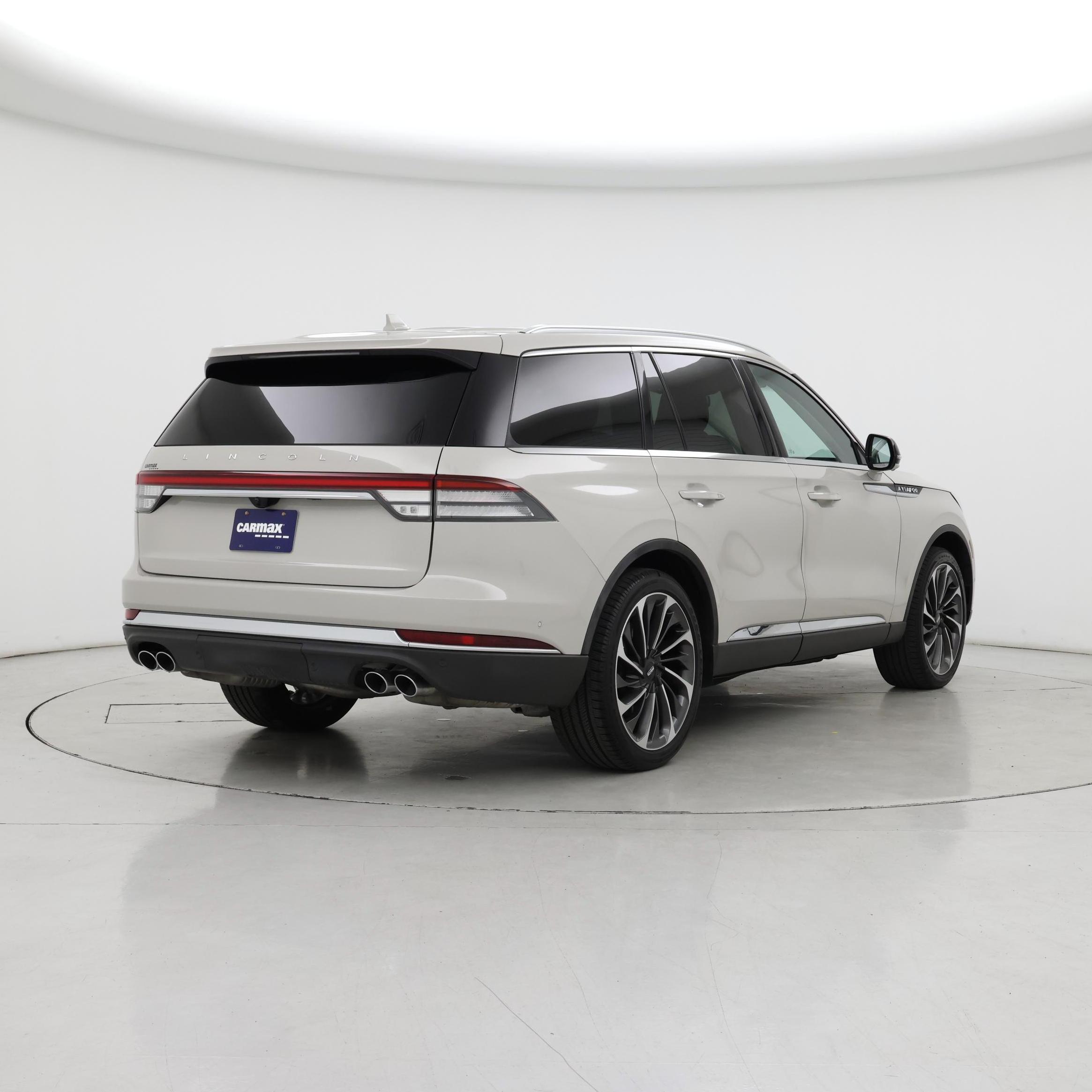 Thumbnail: 2020 Lincoln Aviator - 8