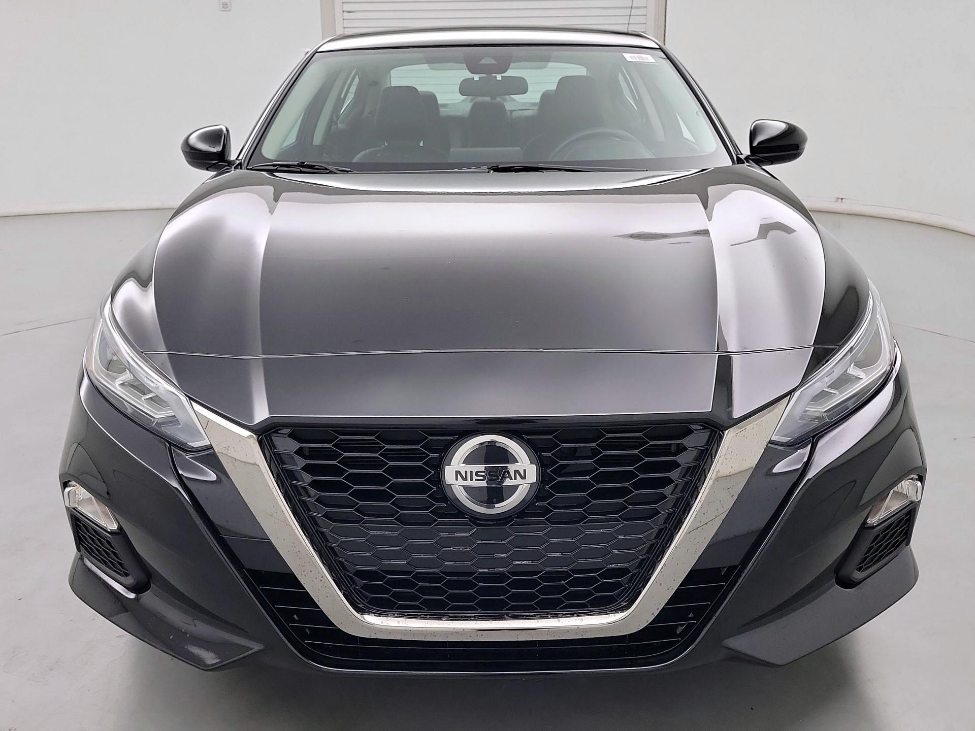 Thumbnail: 2022 Nissan Altima - 2