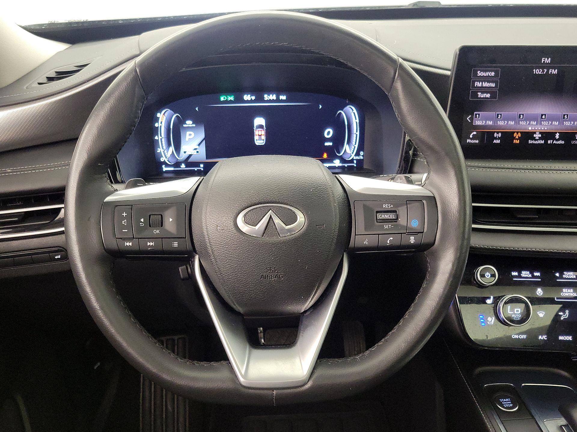 Thumbnail: 2023 INFINITI QX60 - 10