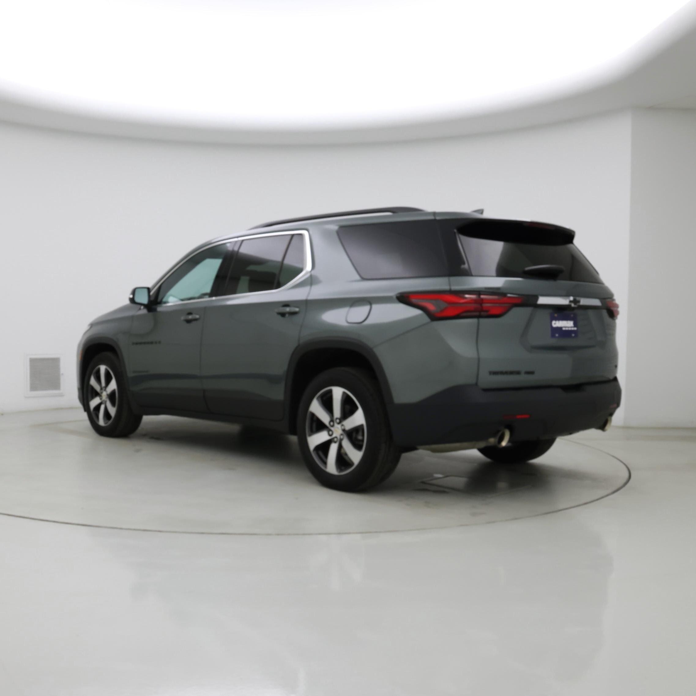 Thumbnail: 2023 Chevrolet Traverse - 2