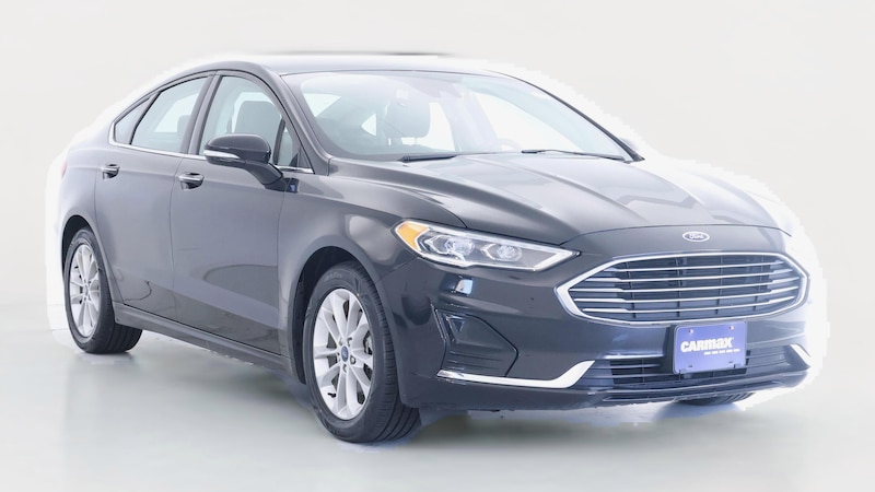 2020 Ford Fusion SEL Hero Image