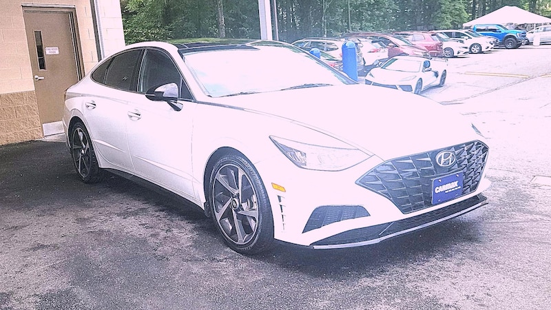 2022 Hyundai Sonata SEL Plus Hero Image