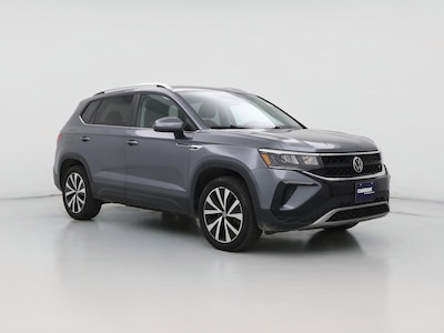 2022 Volkswagen Taos SE -
                Hillside, IL