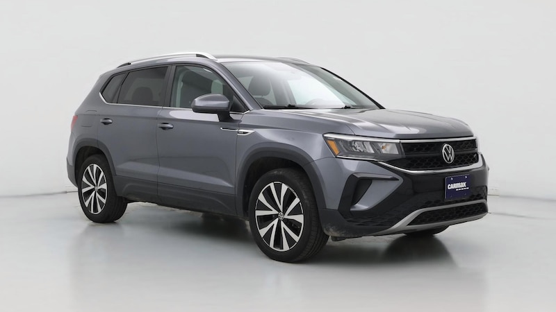 2022 Volkswagen Taos SE Hero Image
