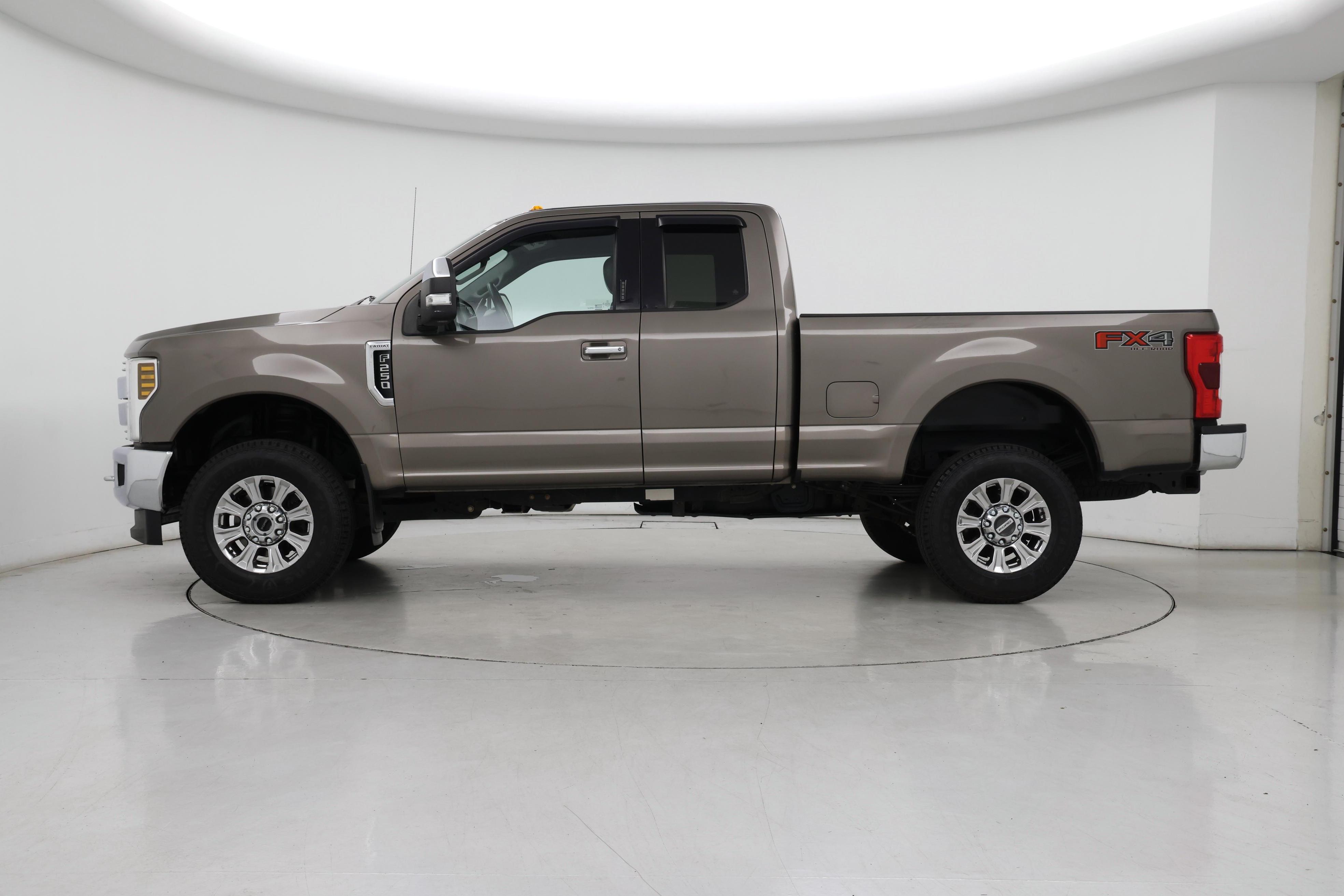 Thumbnail: 2019 Ford F-250 - 3