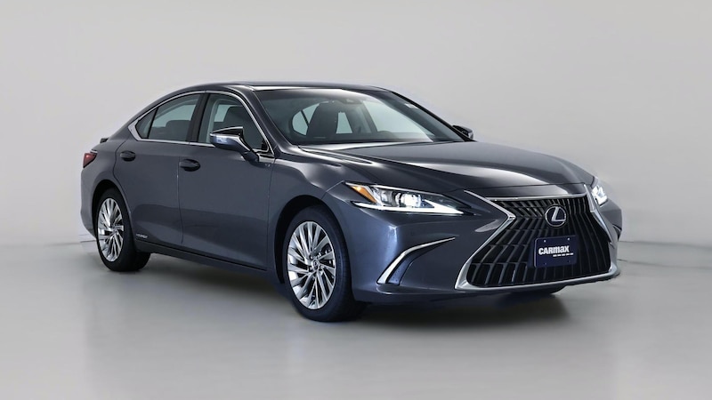 2022 Lexus ES Hybrid 300h Luxury Hero Image