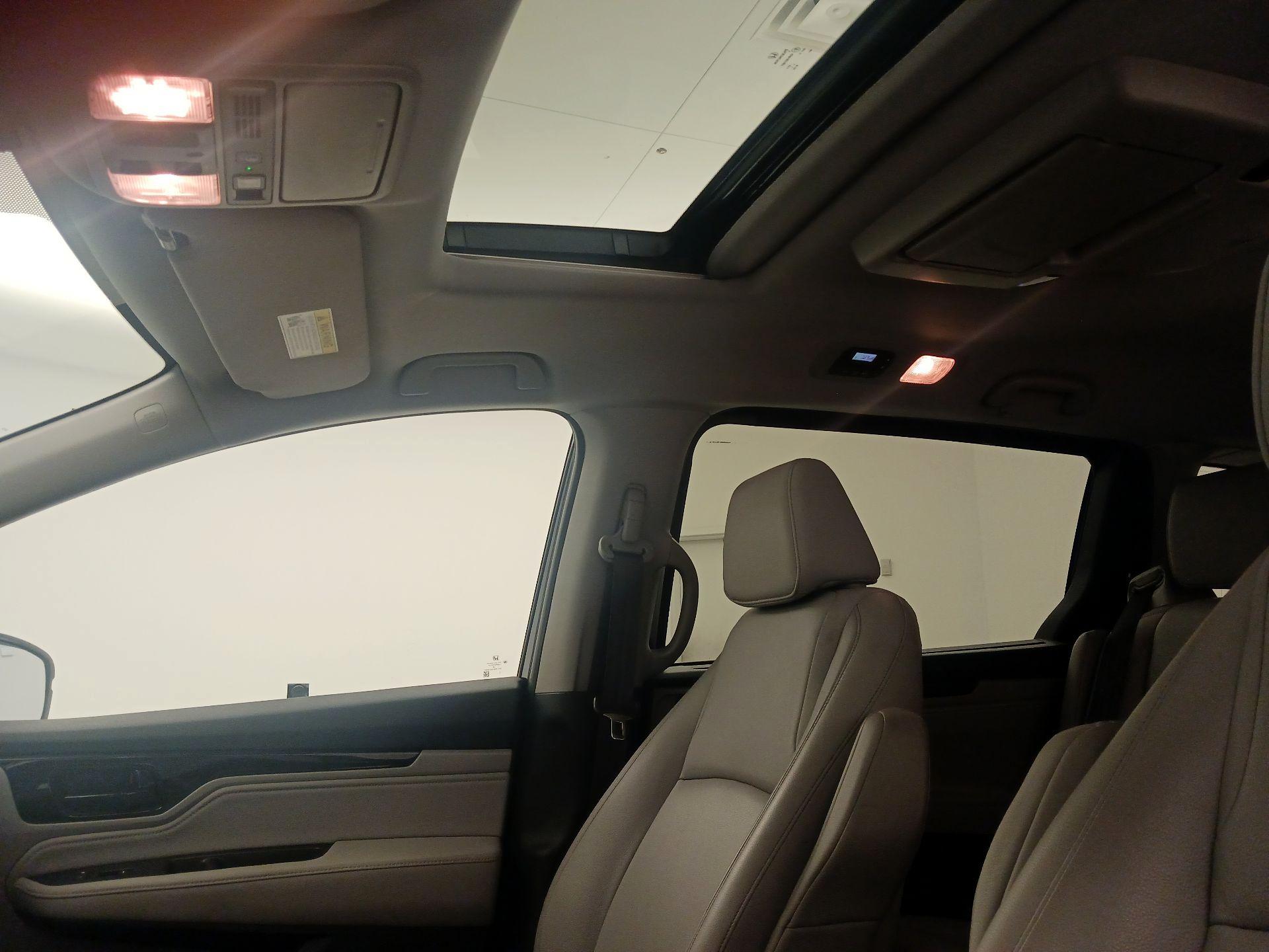 Thumbnail: 2022 Honda Odyssey - 20