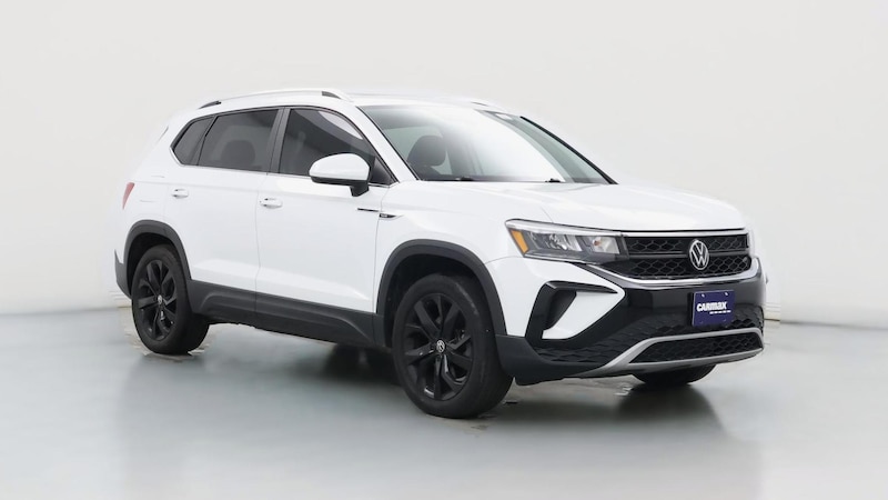 2023 Volkswagen Taos SE Hero Image