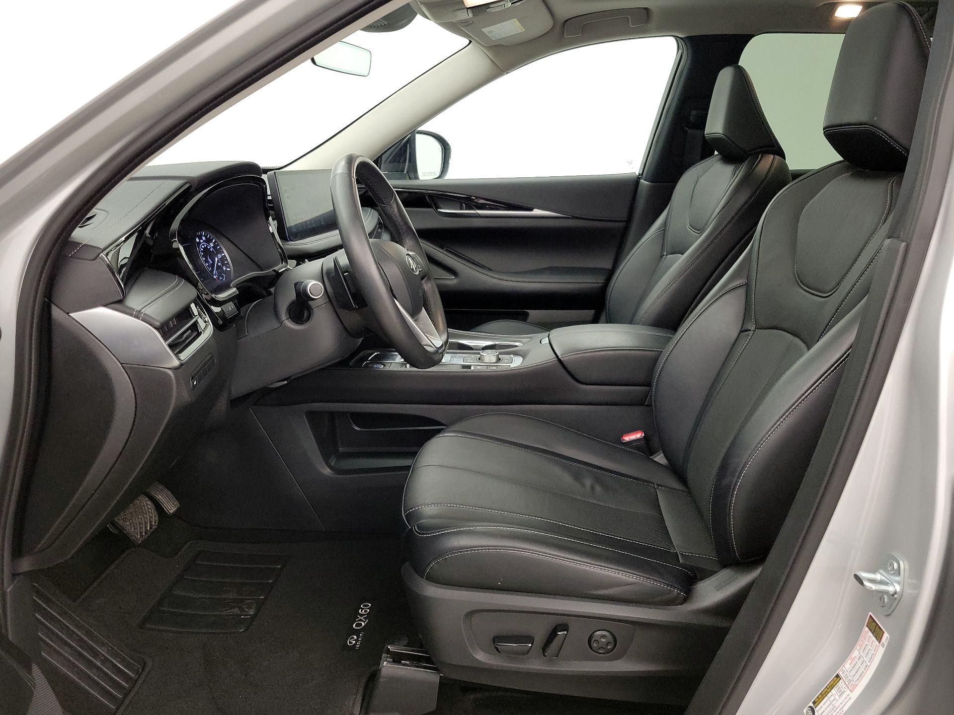 Thumbnail: 2023 INFINITI QX60 - 11