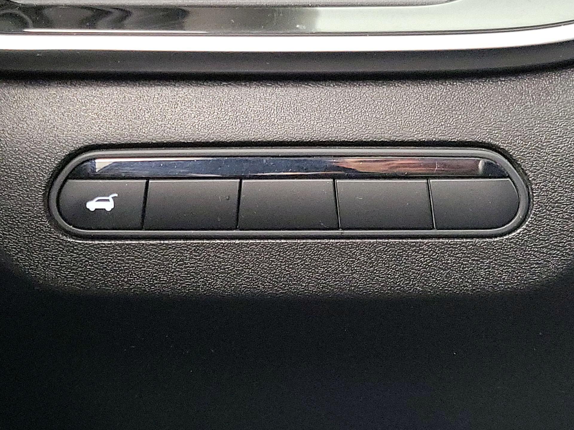 Thumbnail: 2023 INFINITI QX60 - 13