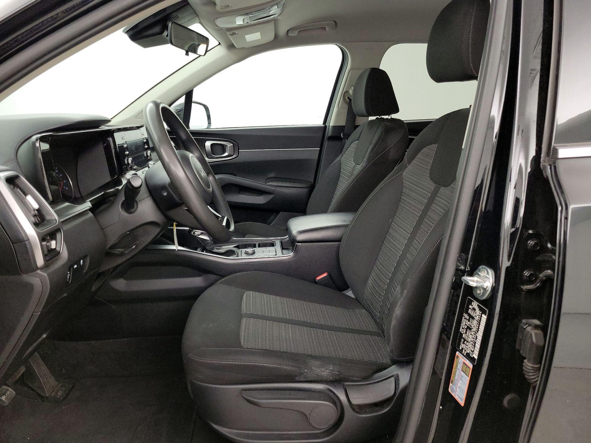 Thumbnail: 2022 Kia Sorento - 11