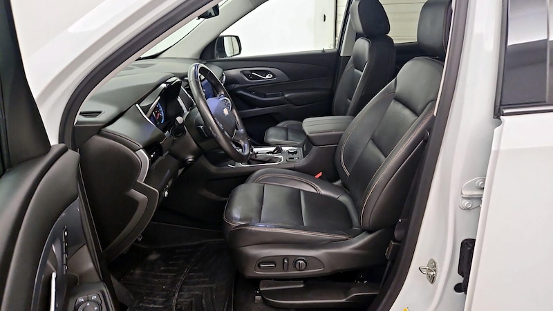 2021 Chevrolet Traverse Premier 11