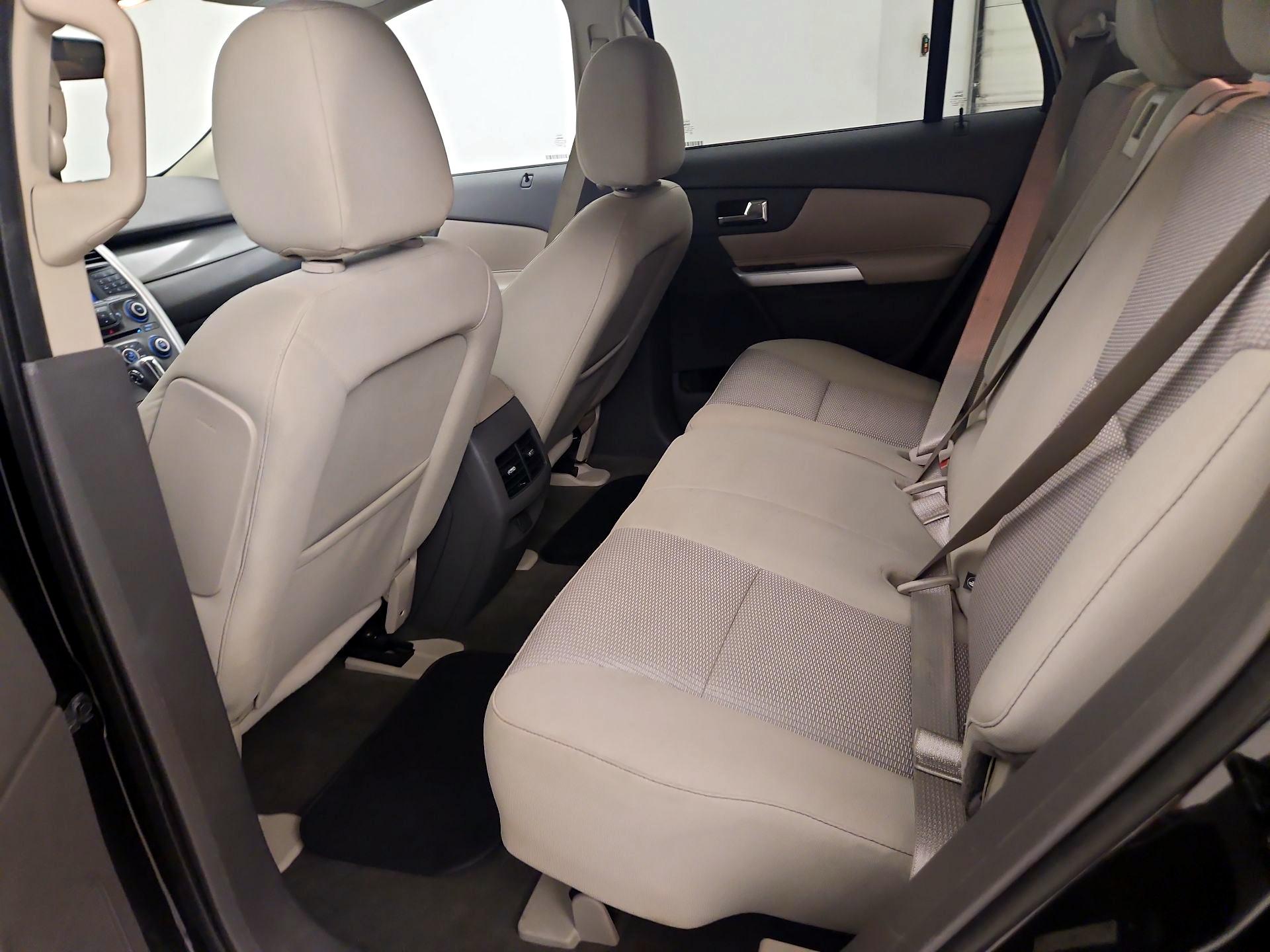 Thumbnail: 2013 Ford Edge - 18