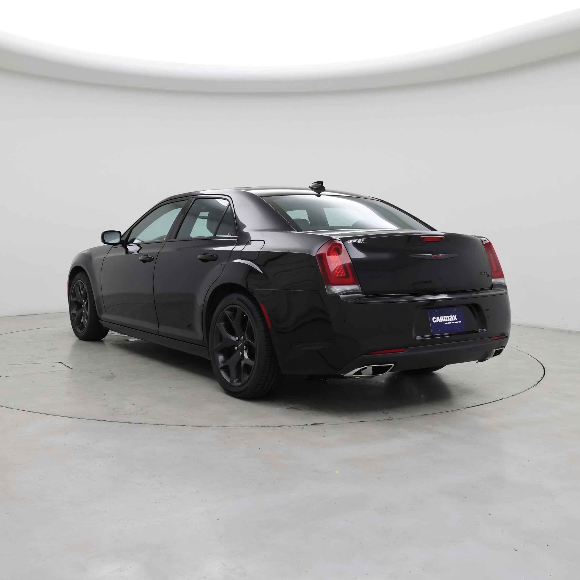 Thumbnail: 2022 Chrysler 300 - 2
