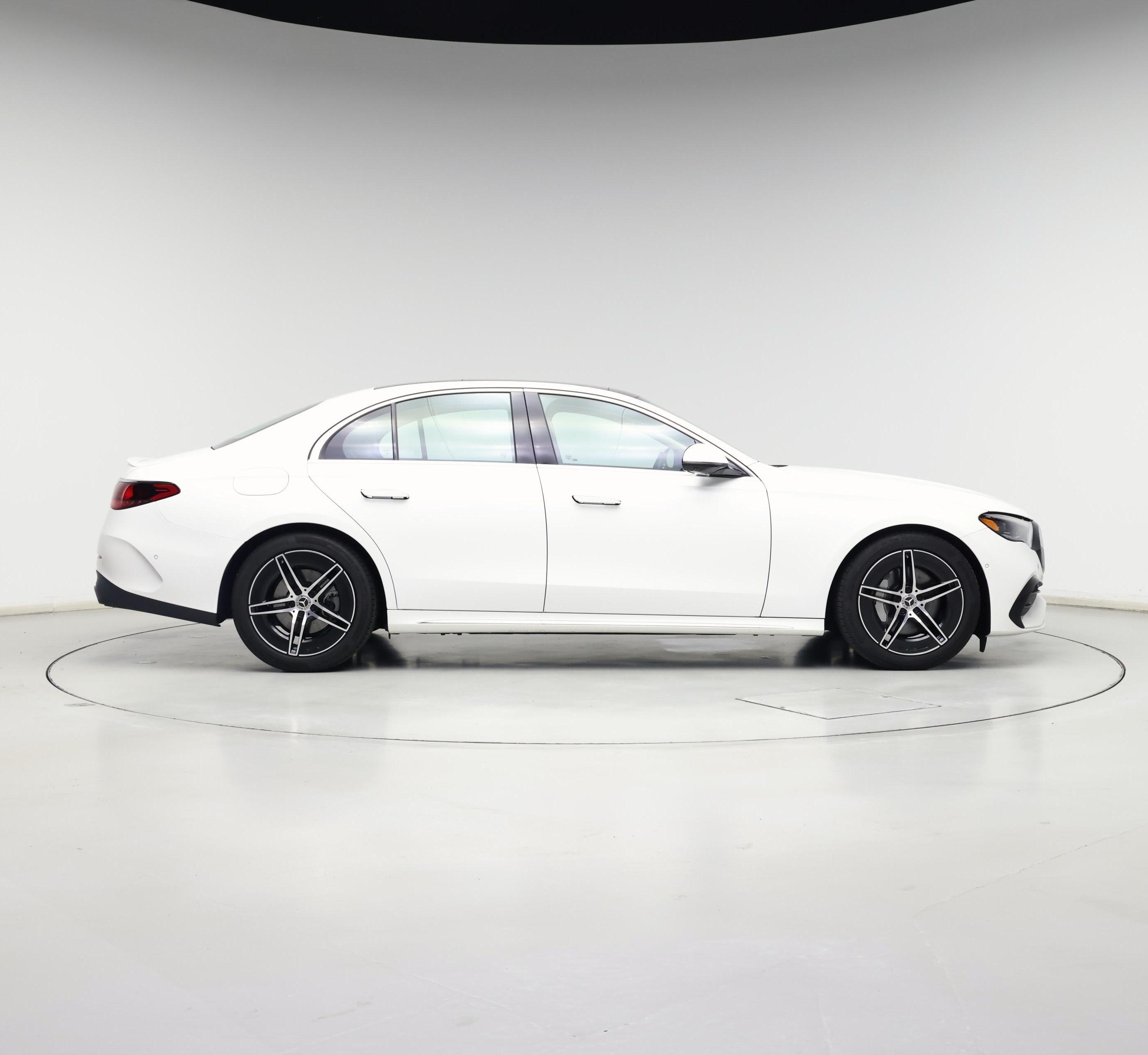 Thumbnail: 2024 Mercedes-Benz E-Class - 7
