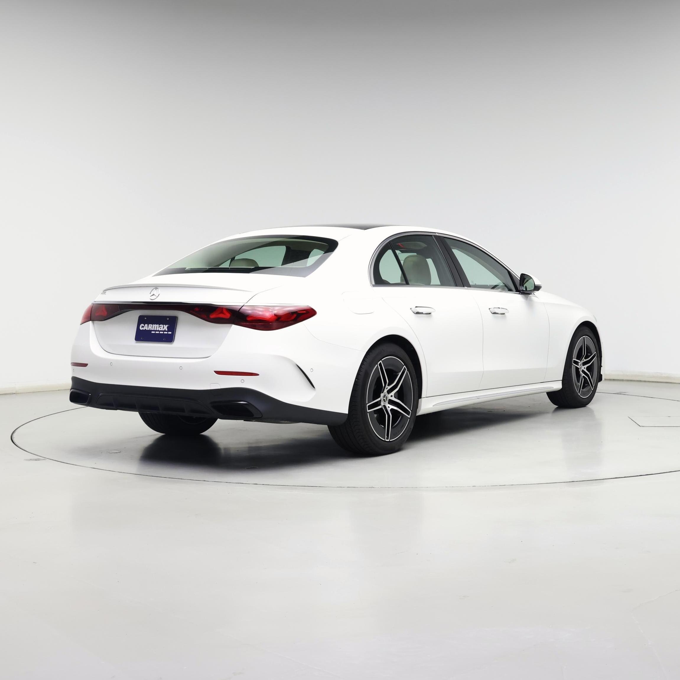 Thumbnail: 2024 Mercedes-Benz E-Class - 8