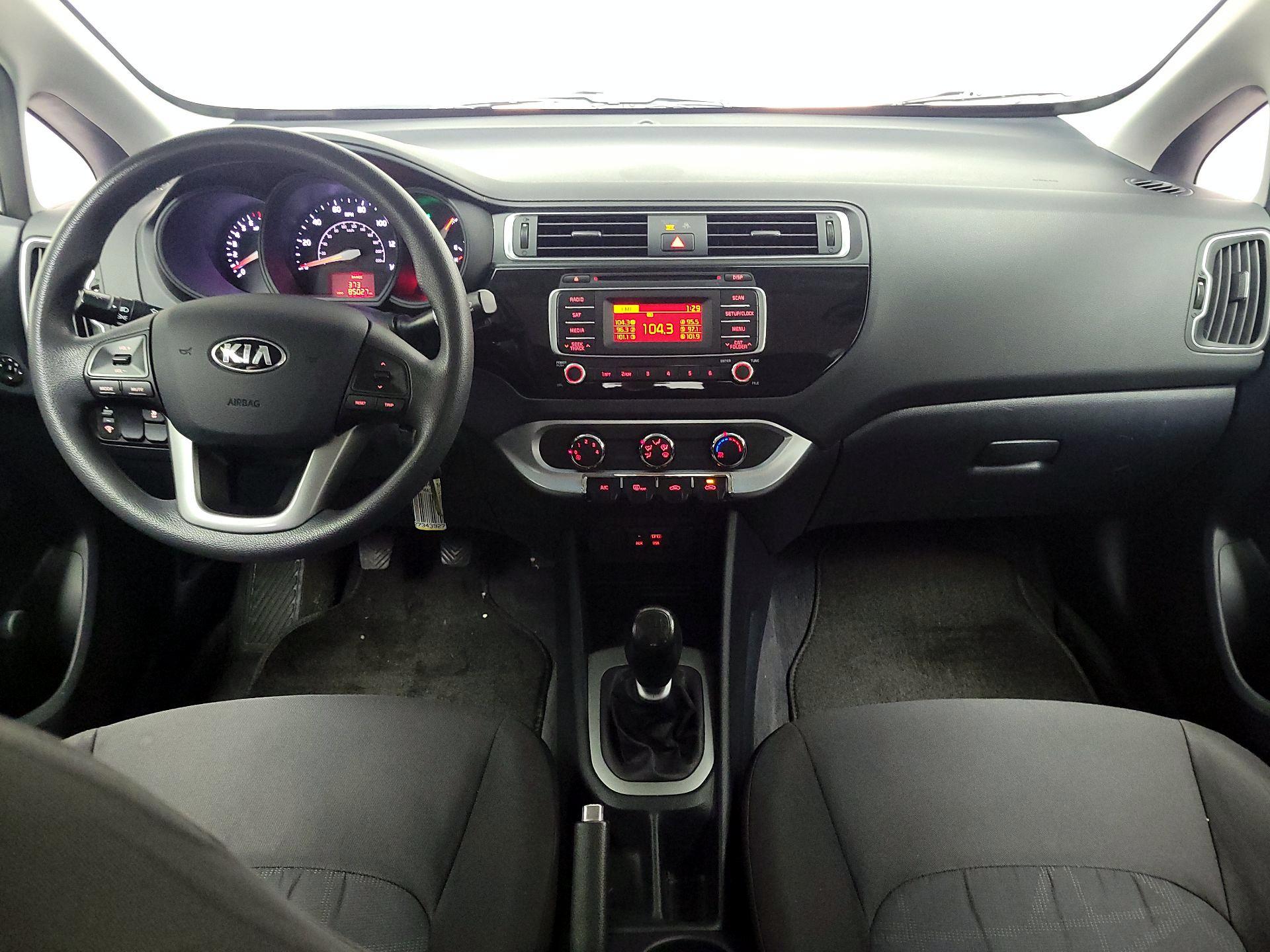 Thumbnail: 2016 Kia Rio - 9