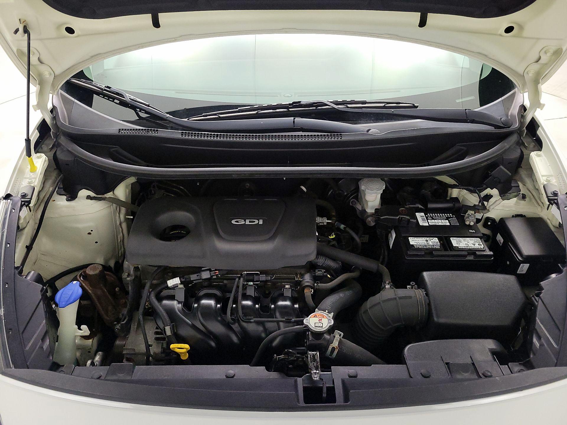 Thumbnail: 2016 Kia Rio - 20