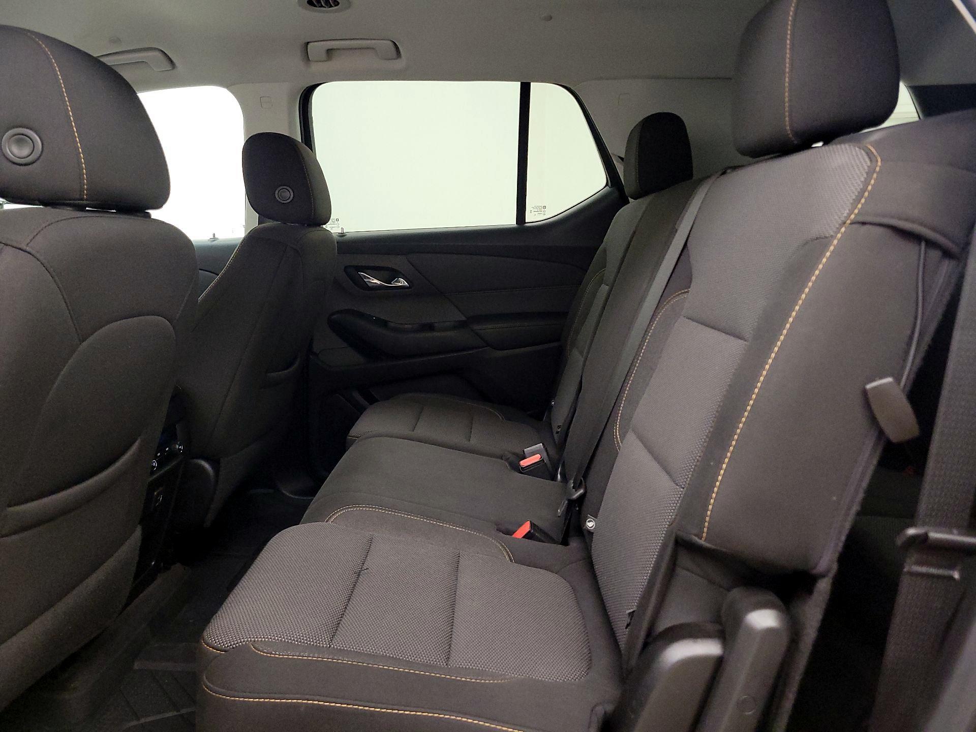 Thumbnail: 2020 Chevrolet Traverse - 19