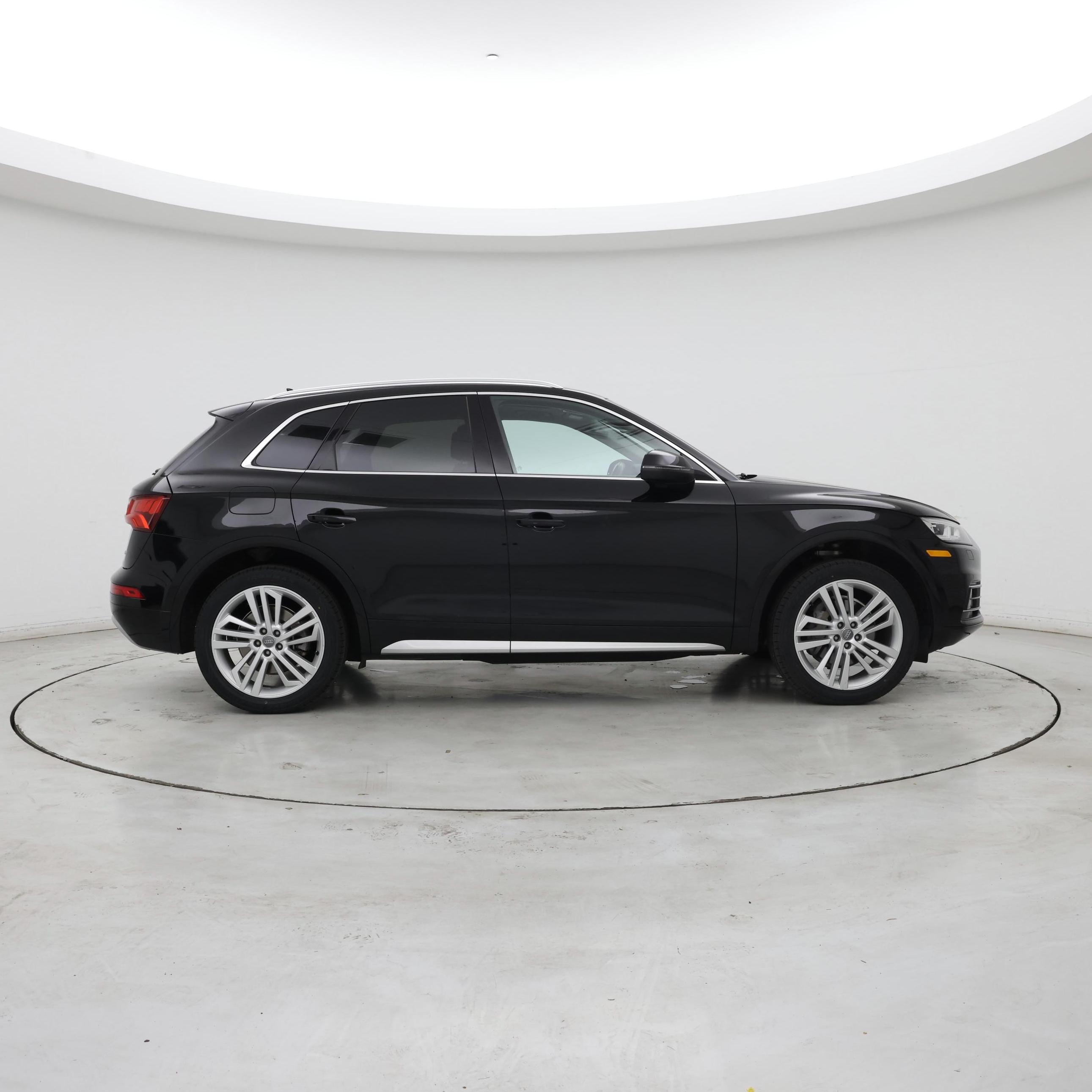 Thumbnail: 2019 Audi Q5 - 7