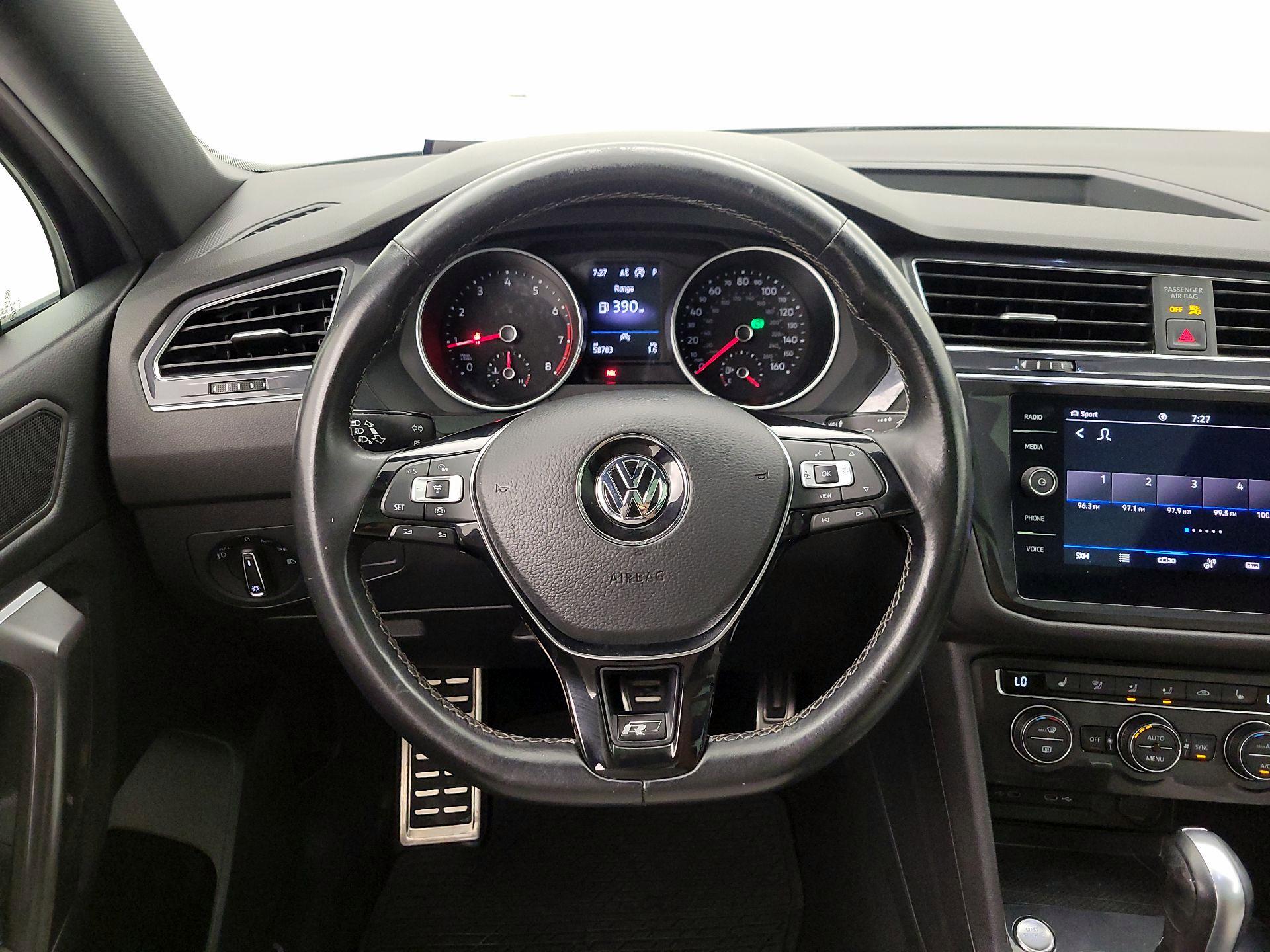 Thumbnail: 2021 Volkswagen Tiguan - 10
