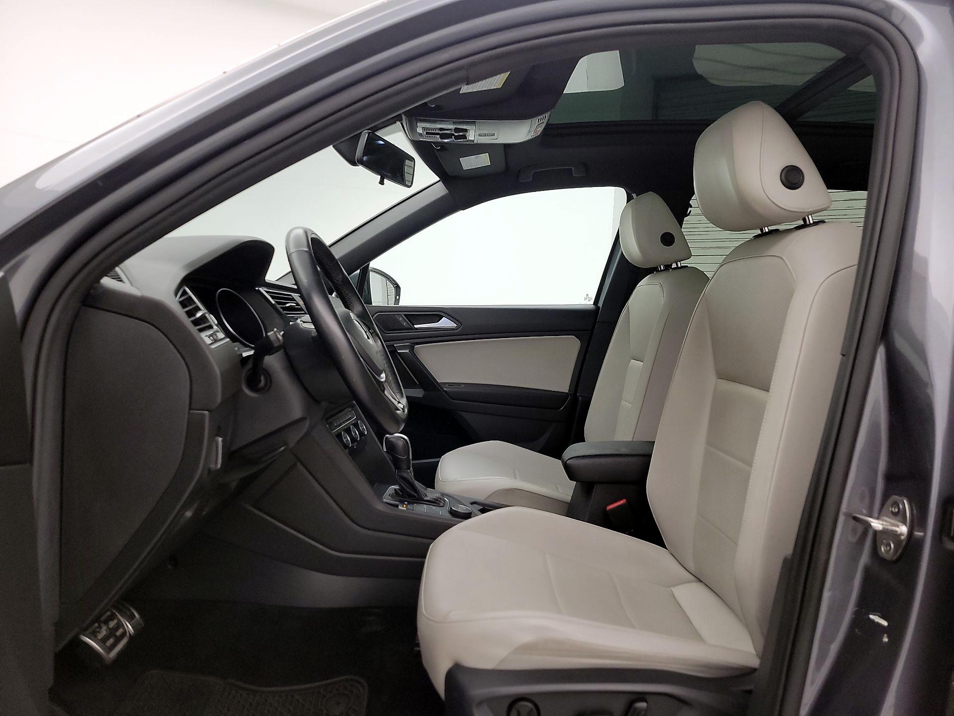 Thumbnail: 2021 Volkswagen Tiguan - 19