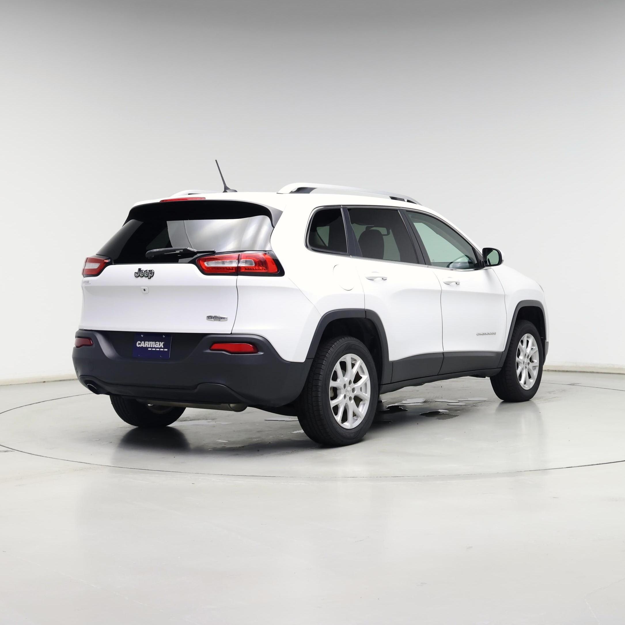 Thumbnail: 2018 Jeep Cherokee - 8