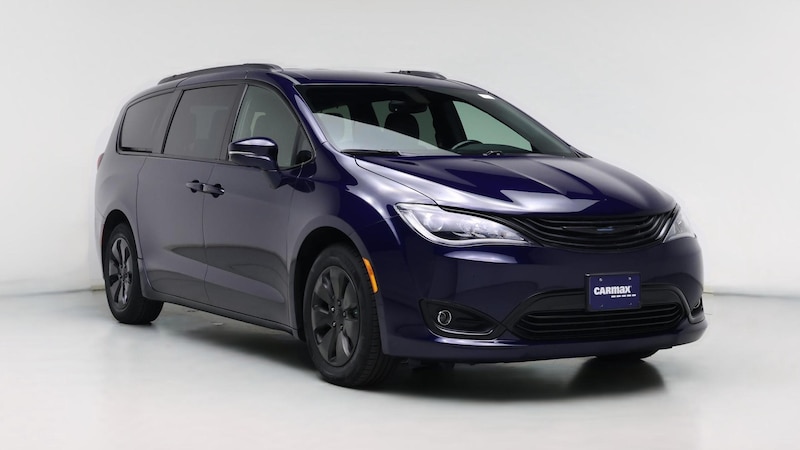 2019 Chrysler Pacifica Hybrid Limited Hero Image