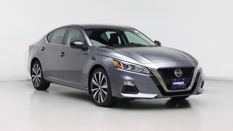 2020 Nissan Altima SR Hero Image