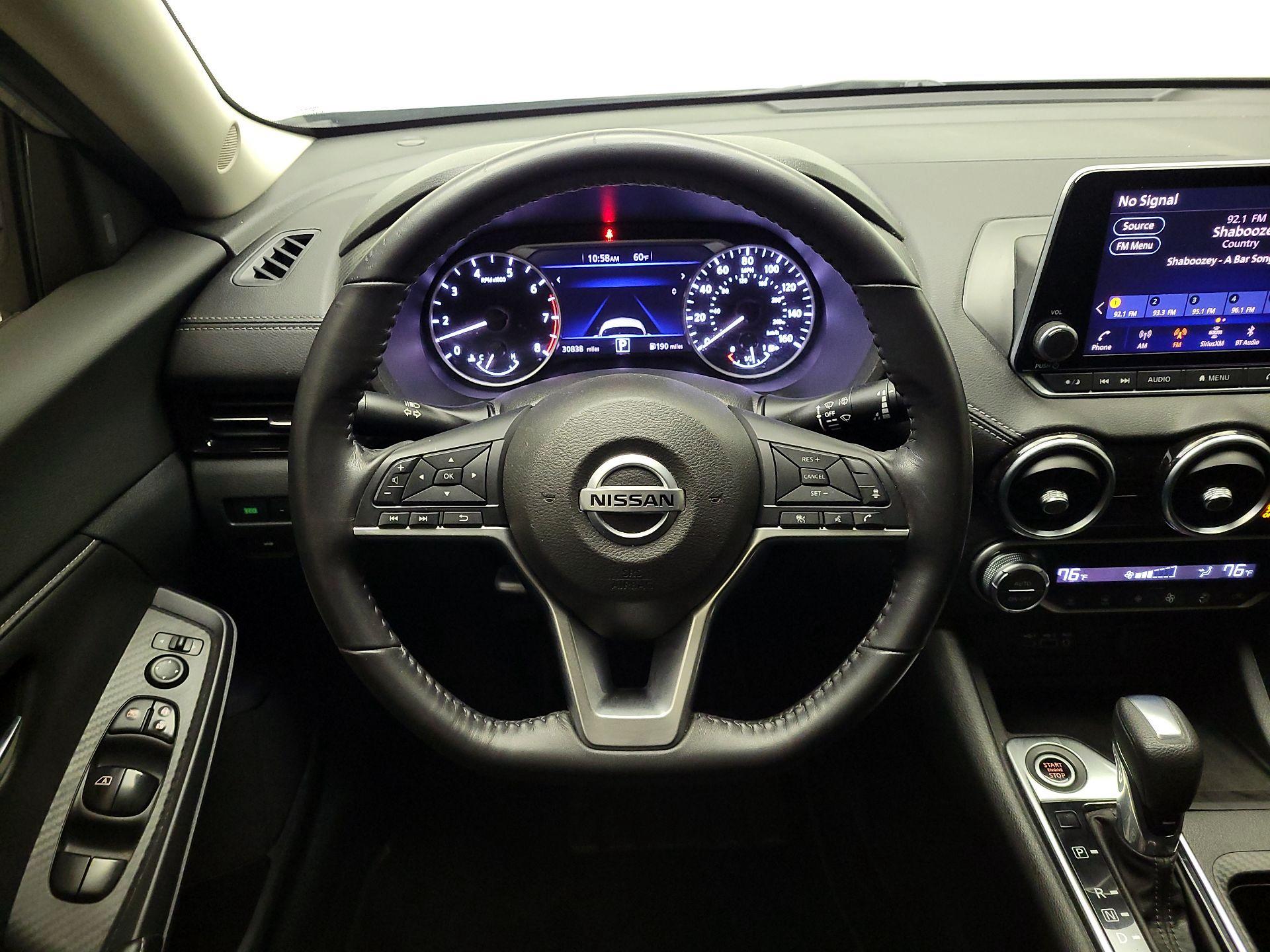 Thumbnail: 2020 Nissan Sentra - 10