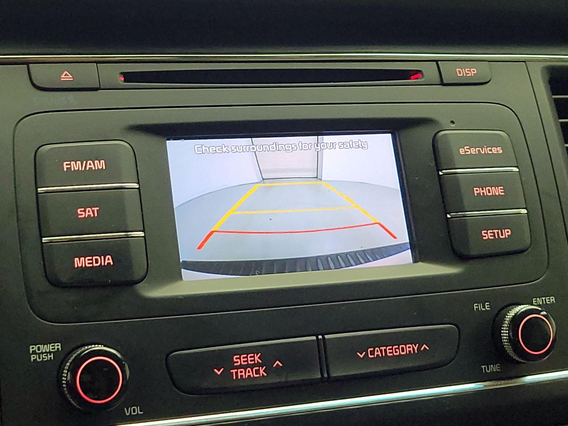 Thumbnail: 2016 Kia Sedona - 14