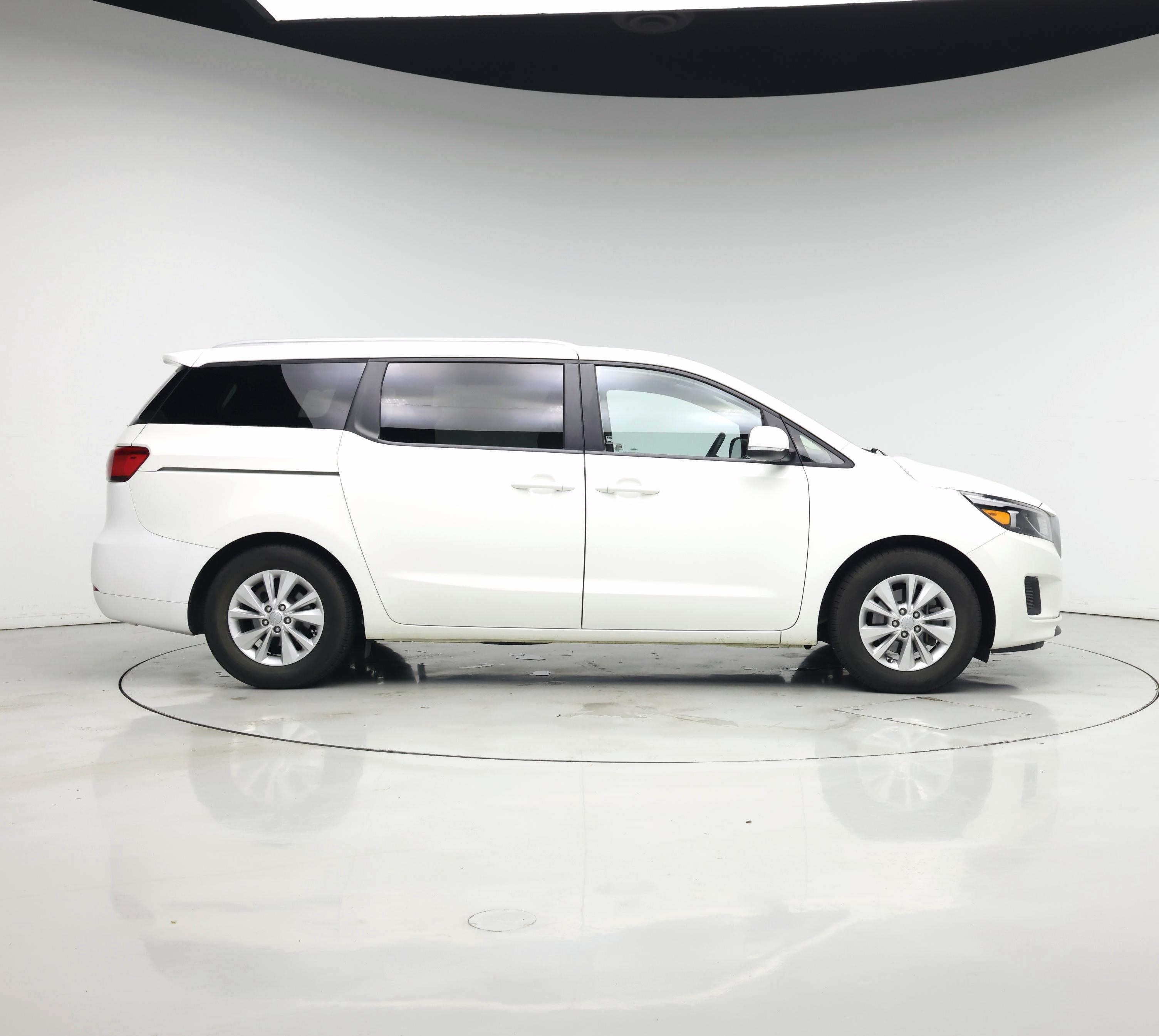 Thumbnail: 2016 Kia Sedona - 7