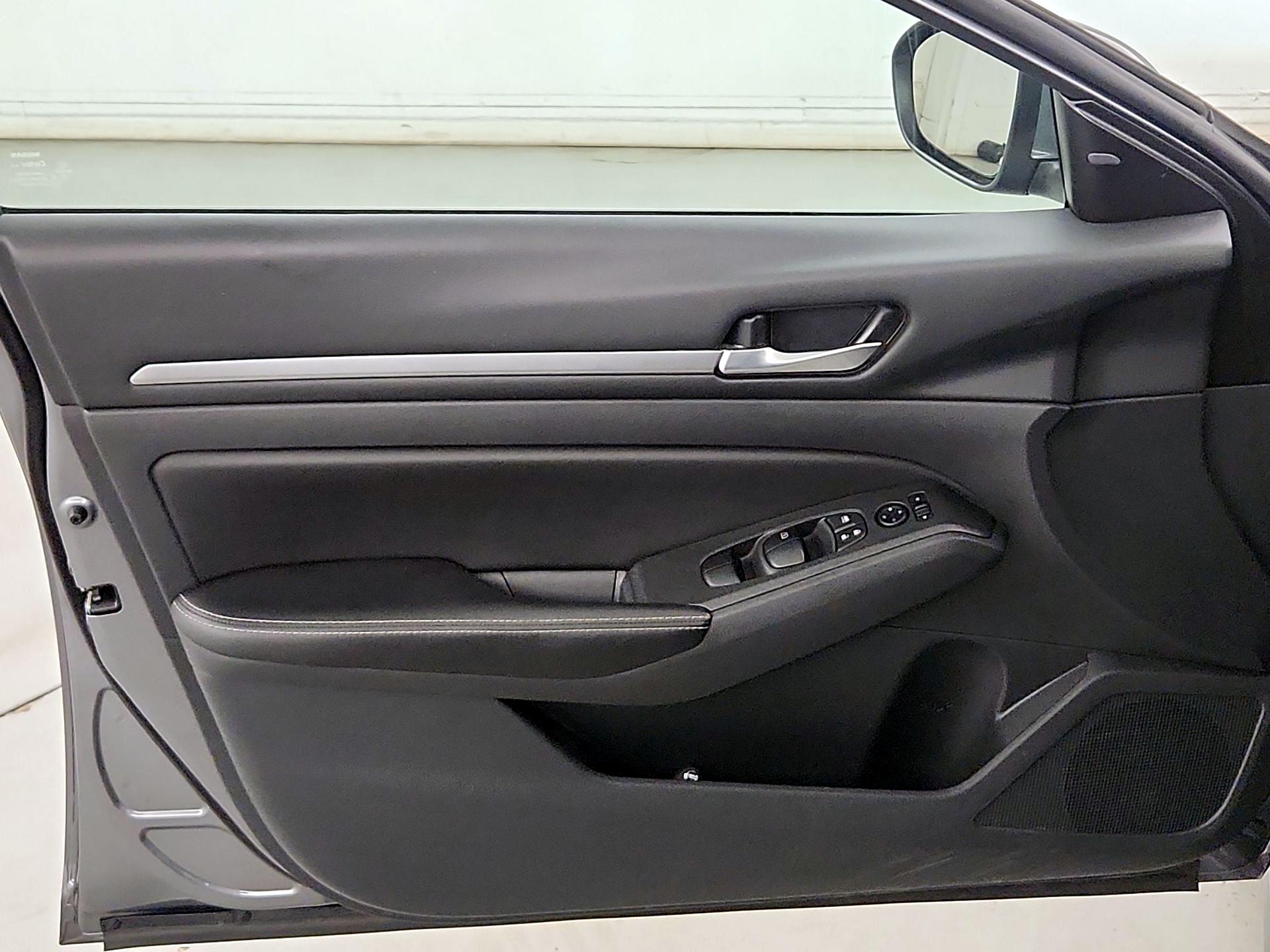 Thumbnail: 2022 Nissan Altima - 12