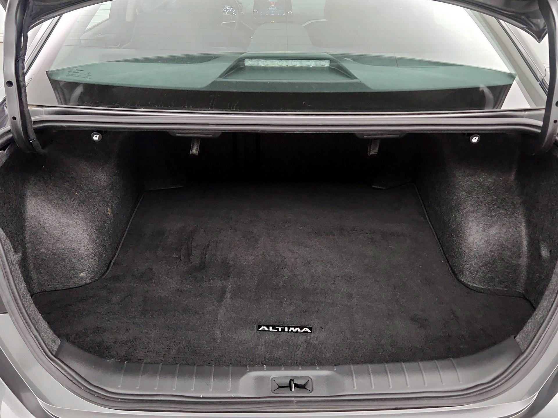 Thumbnail: 2022 Nissan Altima - 20