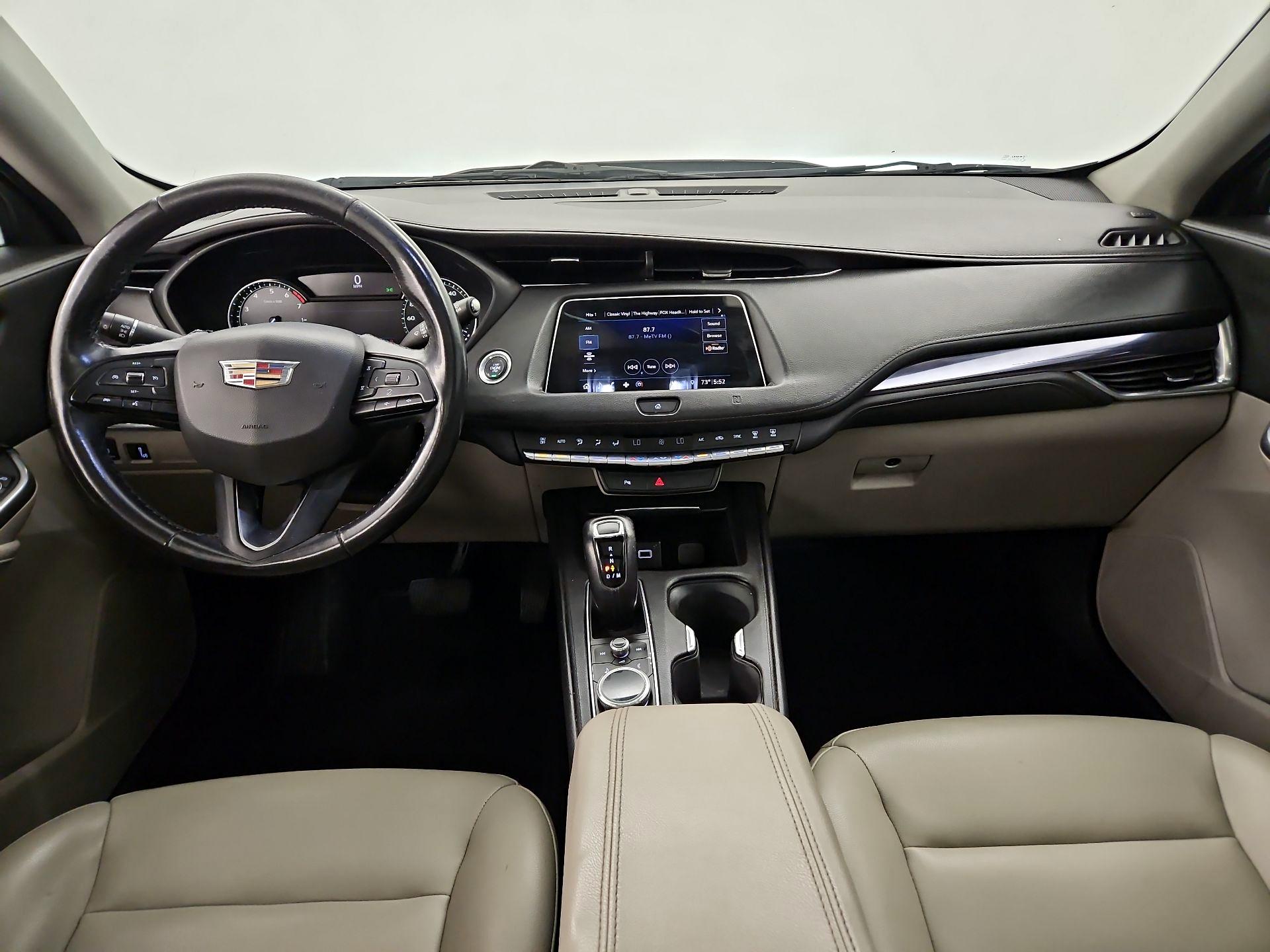 Thumbnail: 2019 Cadillac XT4 - 9