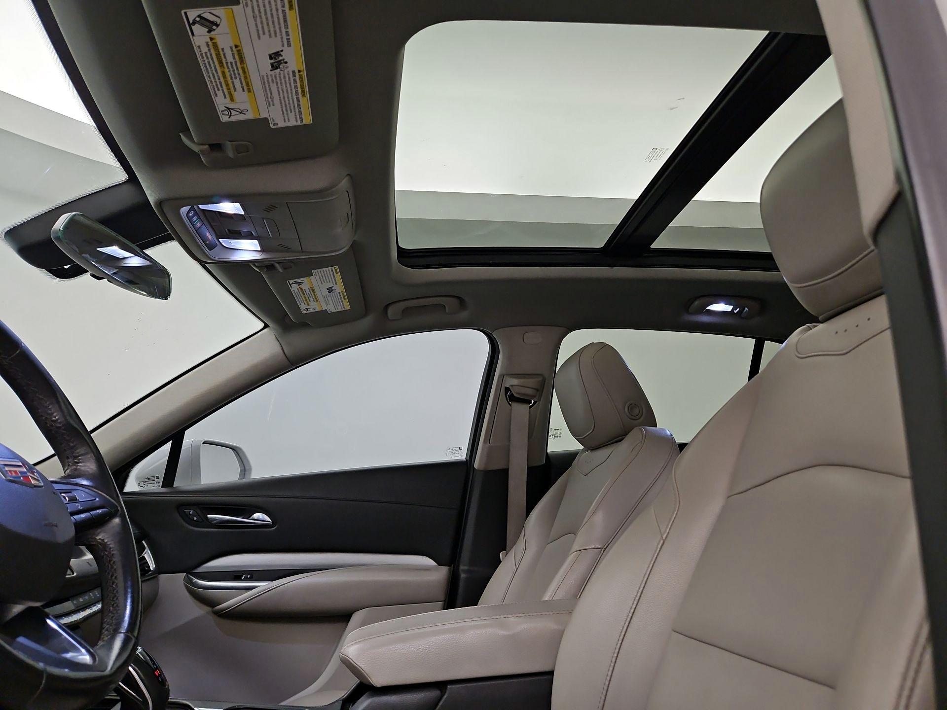 Thumbnail: 2019 Cadillac XT4 - 19