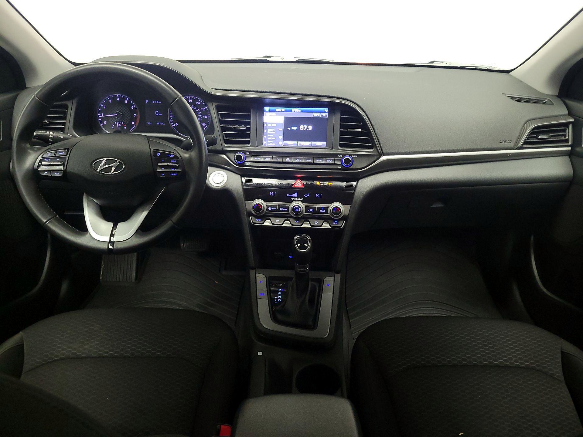Thumbnail: 2020 Hyundai Elantra - 9