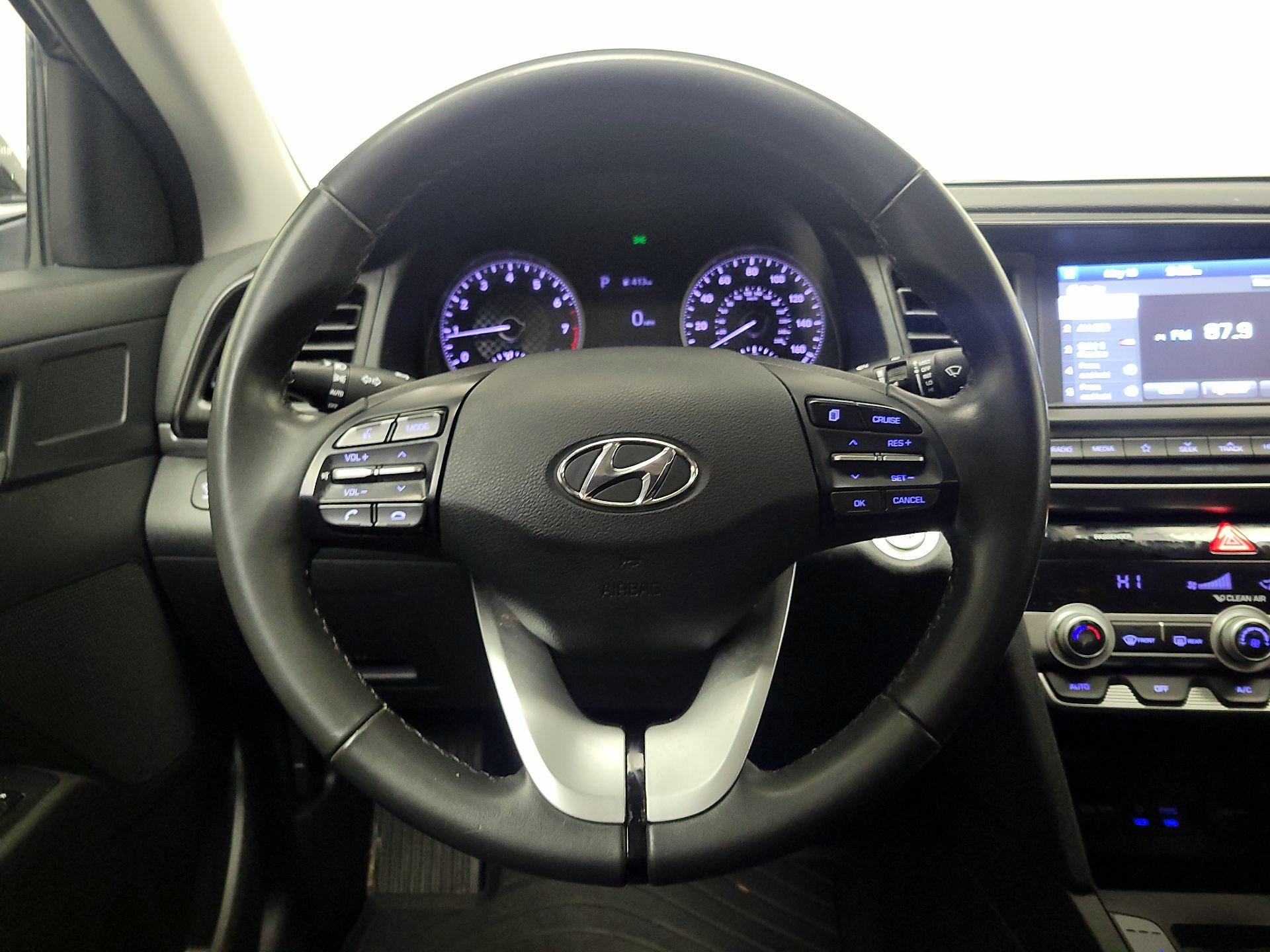 Thumbnail: 2020 Hyundai Elantra - 10