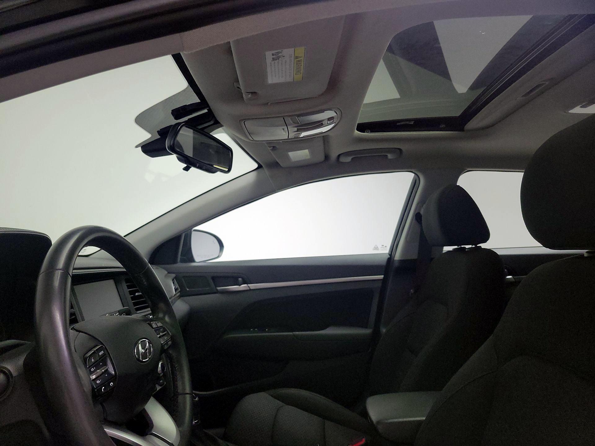 Thumbnail: 2020 Hyundai Elantra - 19