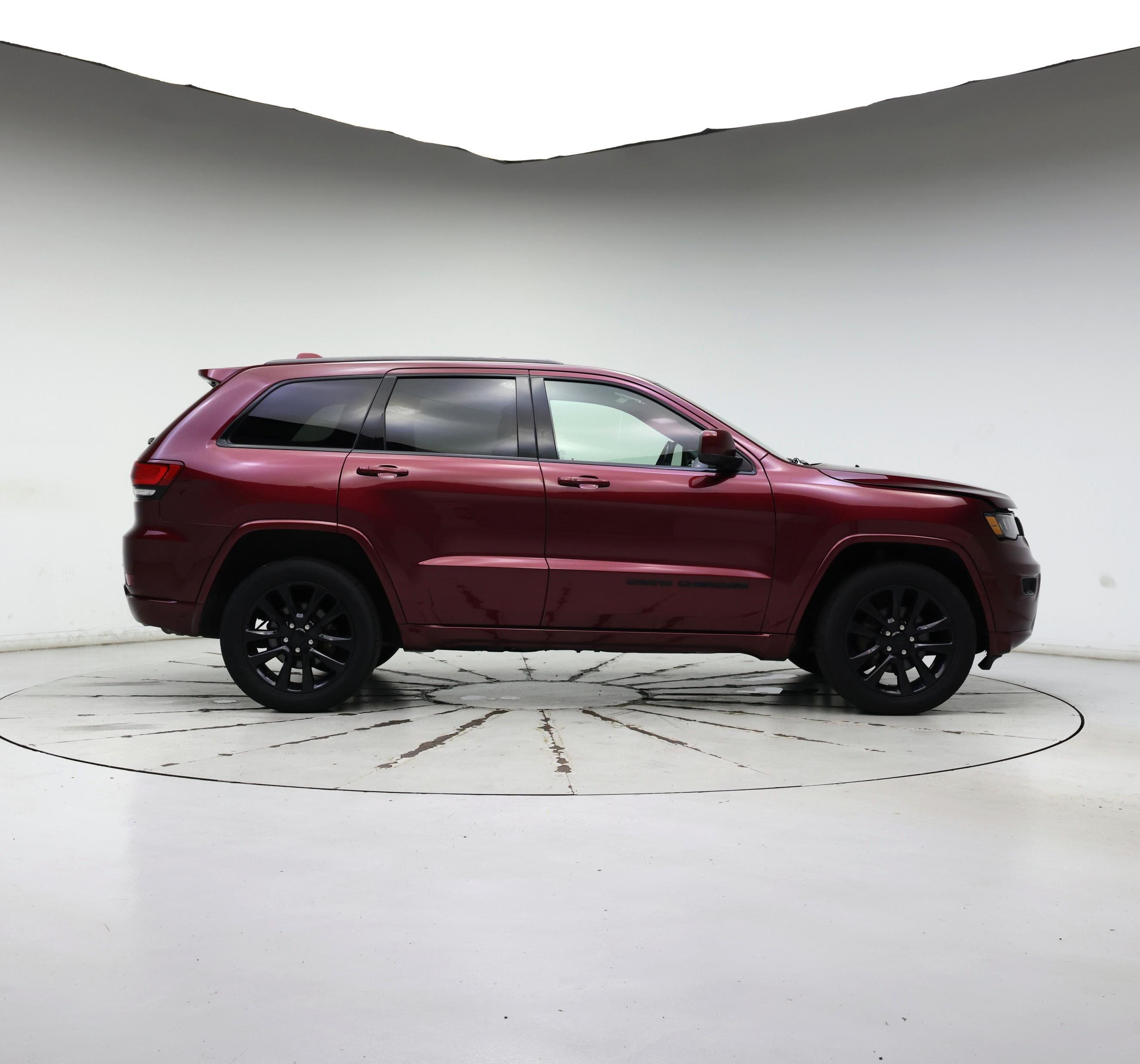 Thumbnail: 2018 Jeep Grand Cherokee - 7