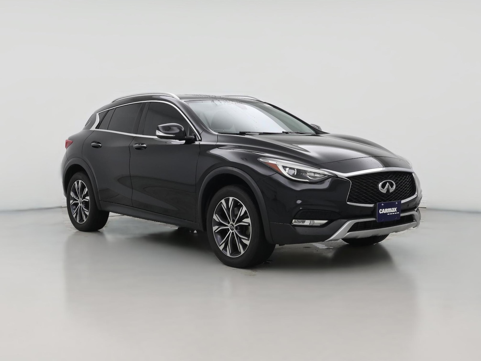 2017 INFINITI QX30