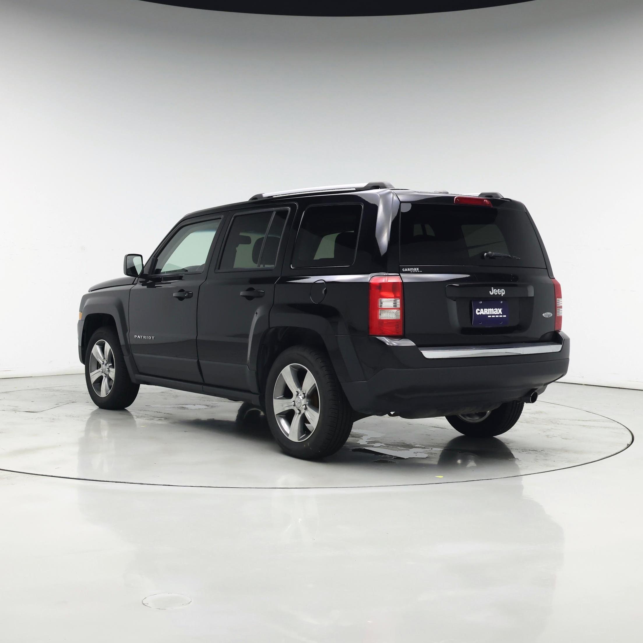 Thumbnail: 2017 Jeep Patriot - 2