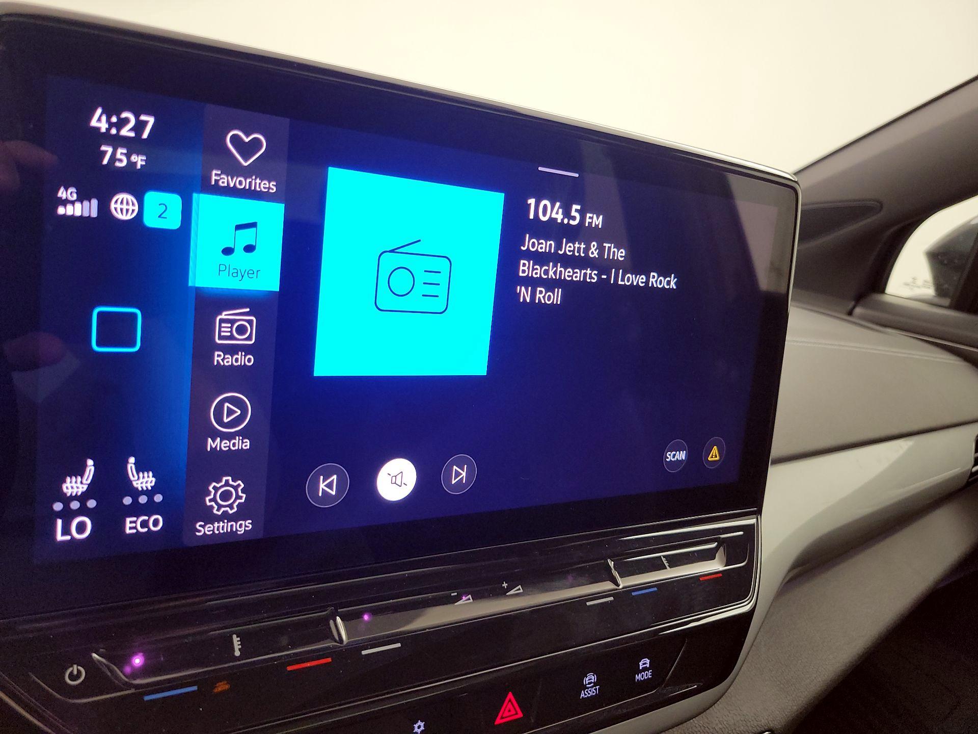 Thumbnail: 2023 Volkswagen ID.4 - 16