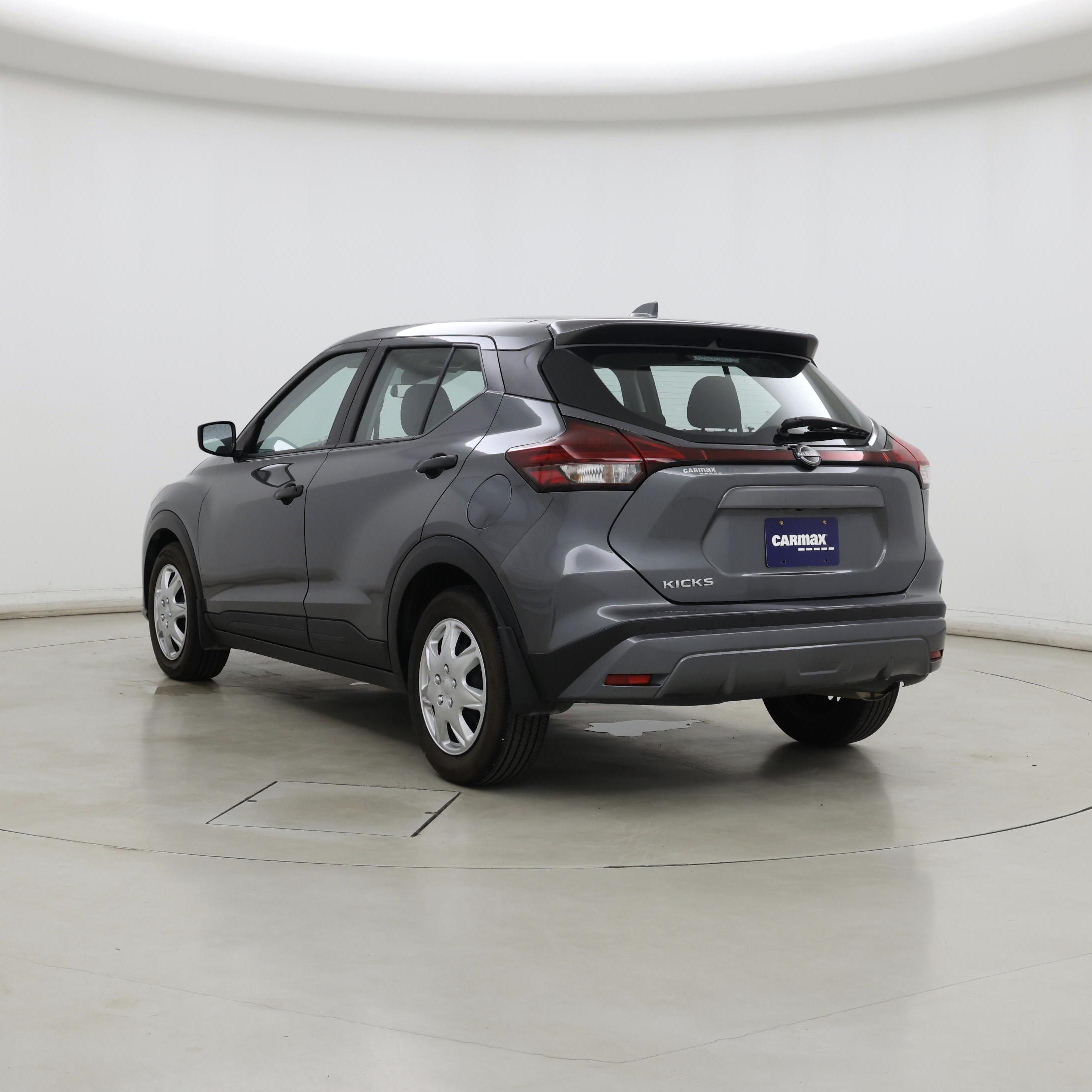 Thumbnail: 2023 Nissan Kicks - 2