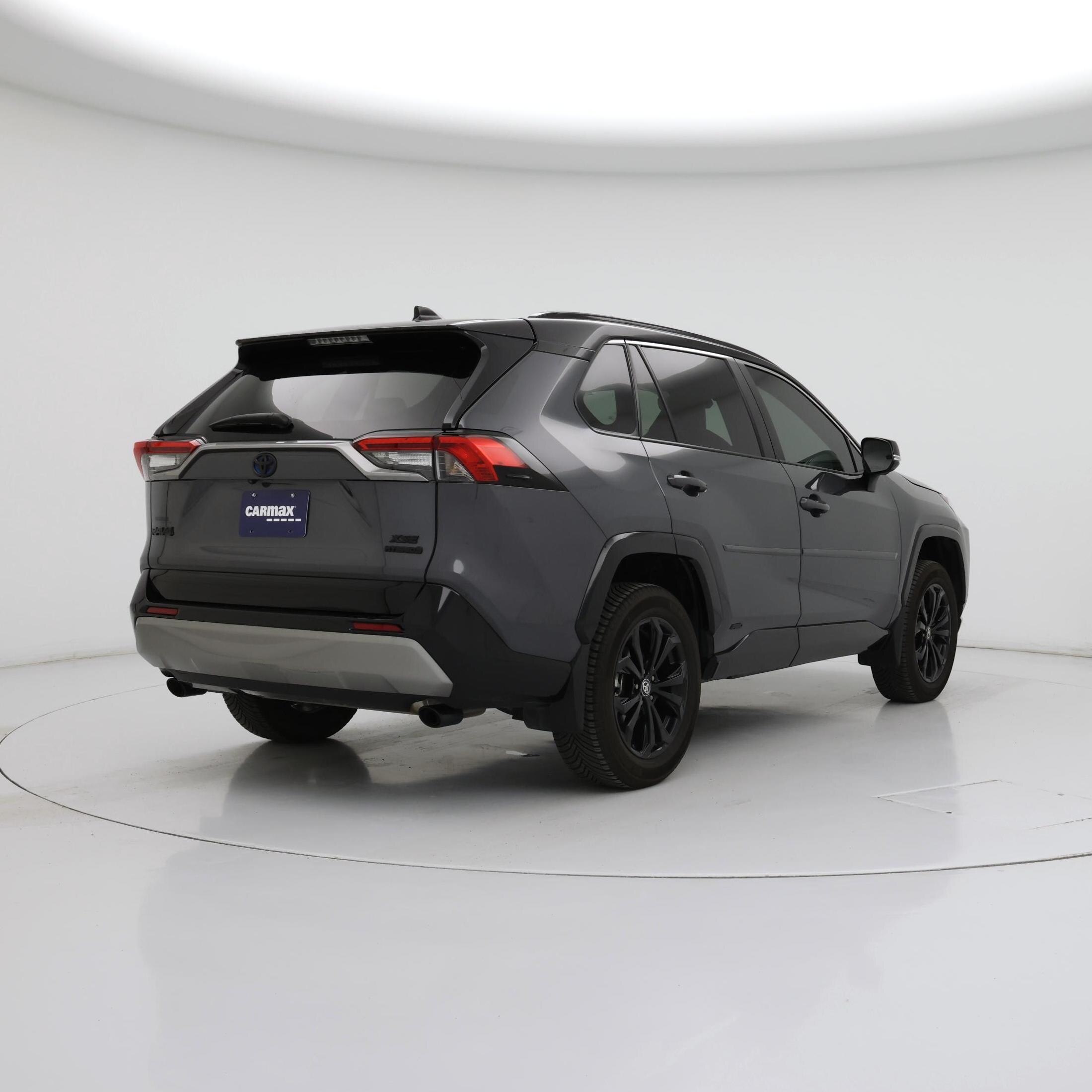 Thumbnail: 2023 Toyota RAV4 - 8